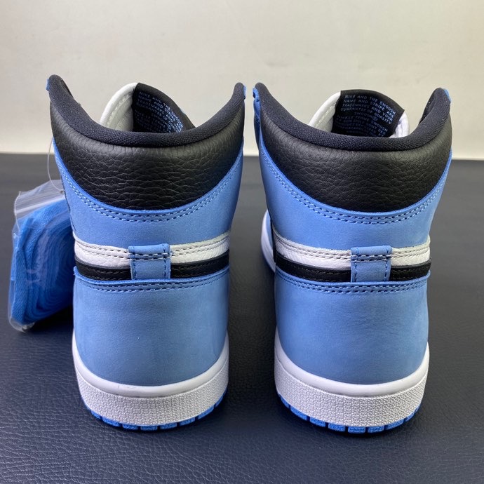 Air Jordan 1 High OG University Blue 555088-134
