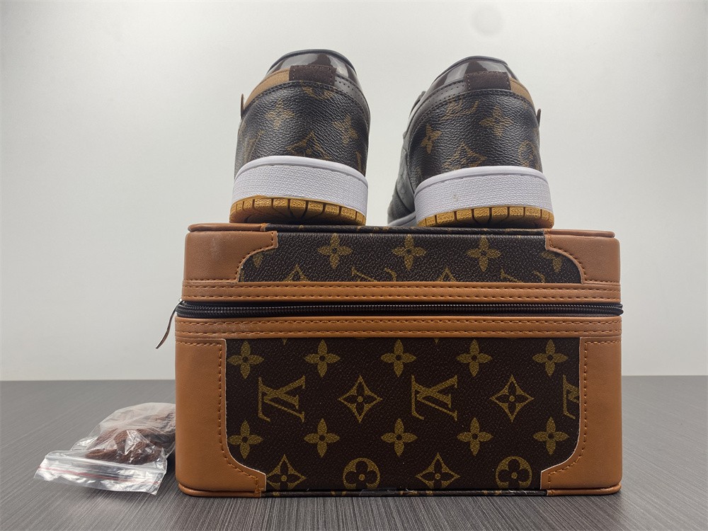 O*FF-W*HITE x Air Jordan 1 Low