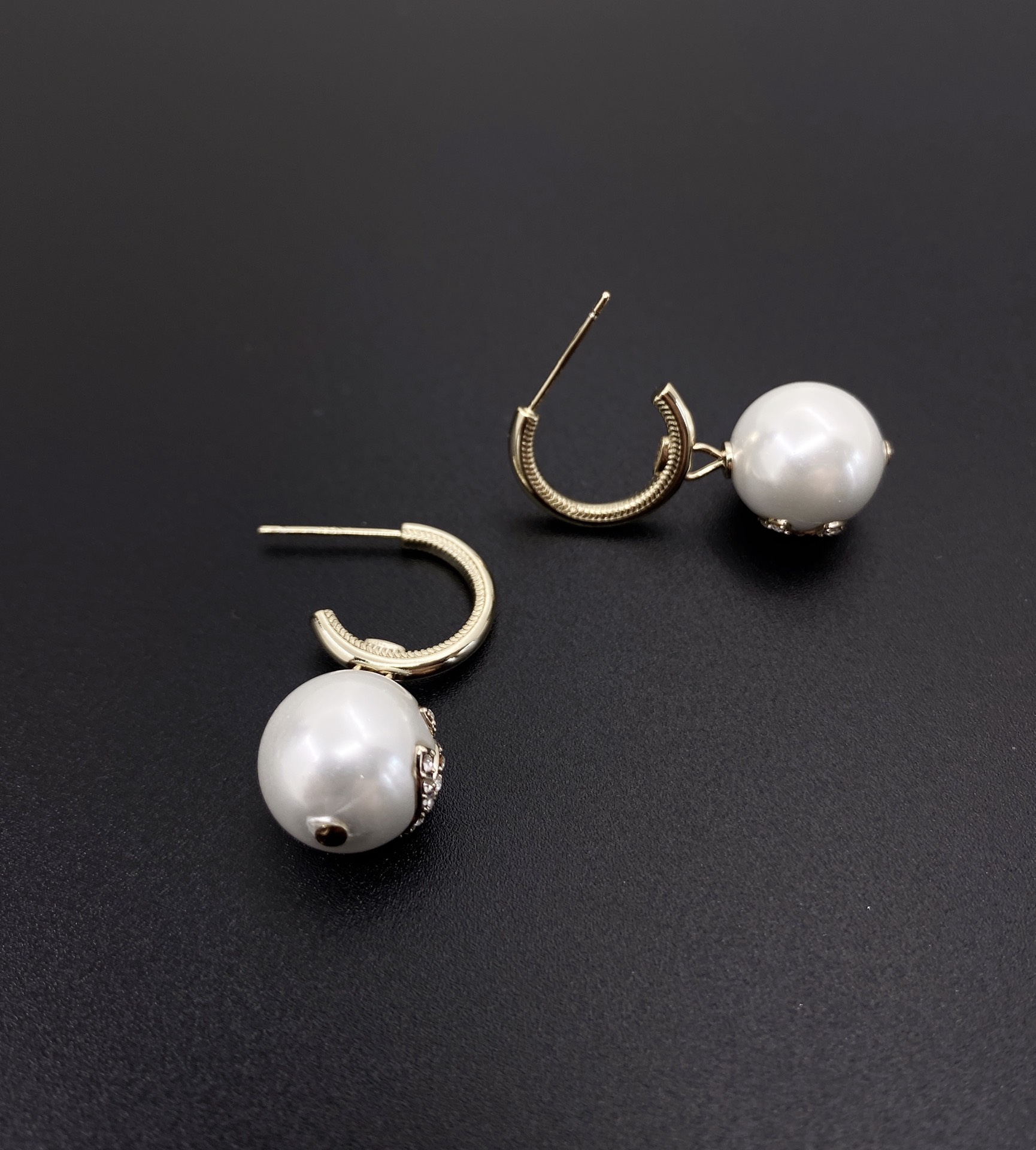 Earrings002