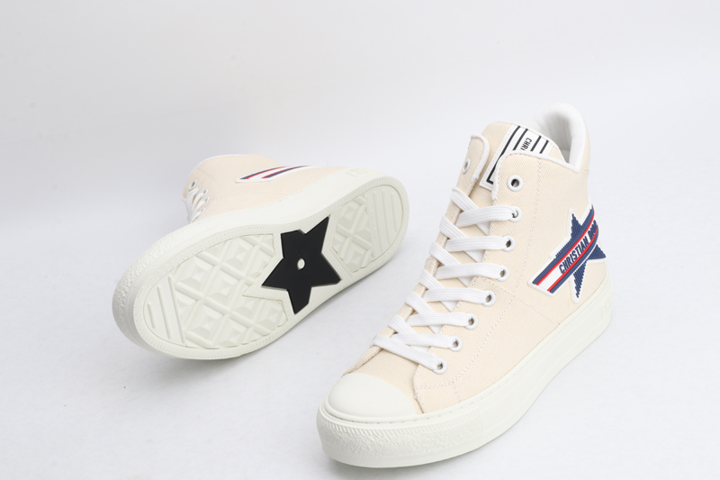 Women D*or Top Sneaker