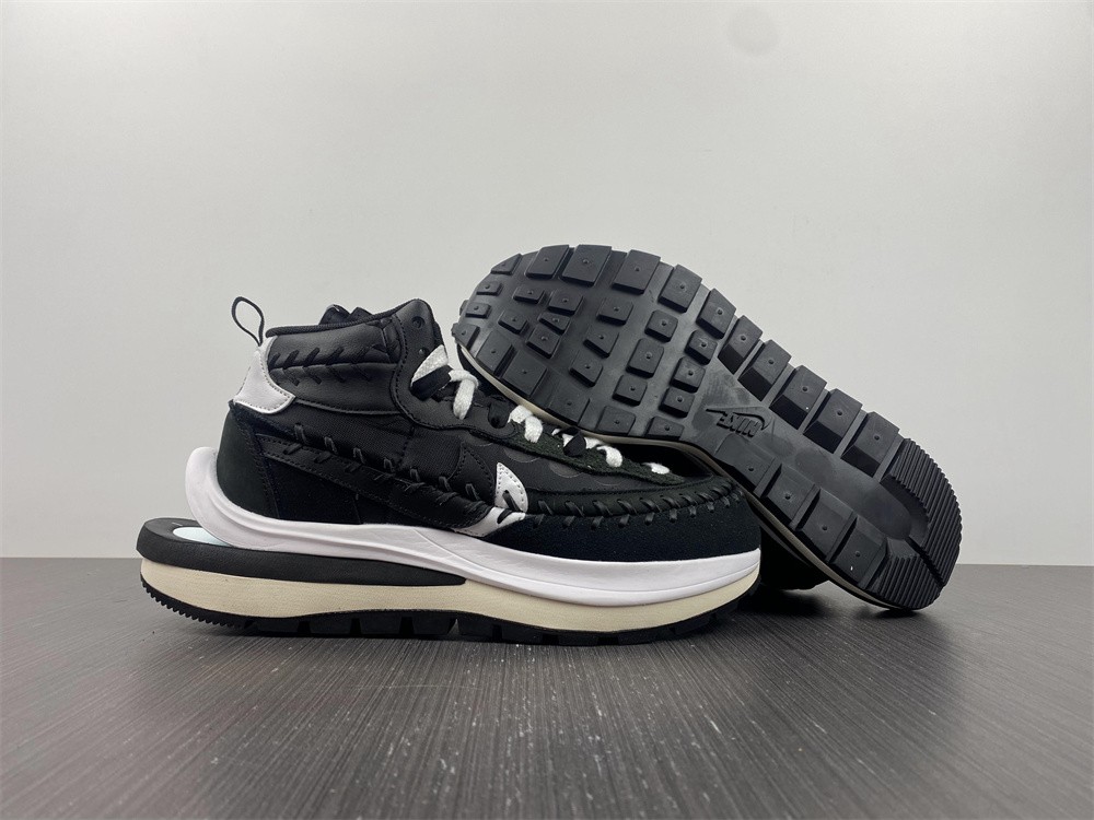 from Clot x Sacai x Nike DH9186-001