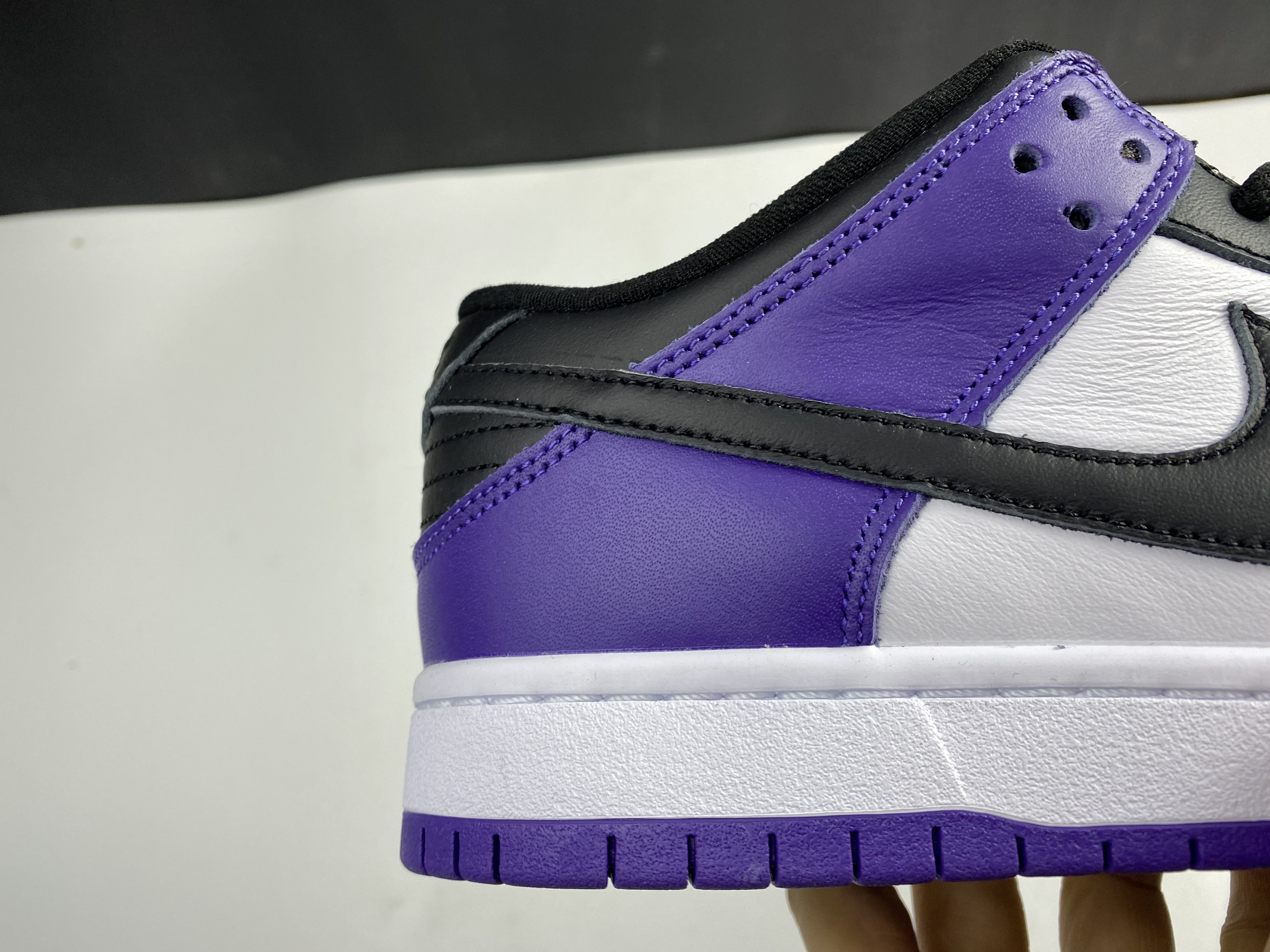 from Nike SB Dunk Low BQ6817-500