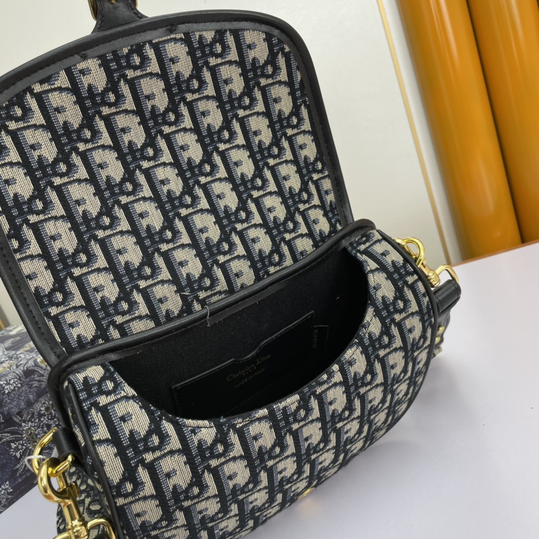 D*ior Bag Top Quality 23*17*6CM