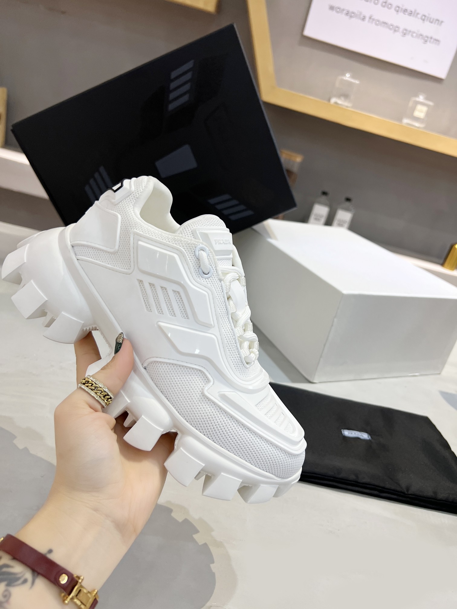 Men Women P*rada Top Sneaker