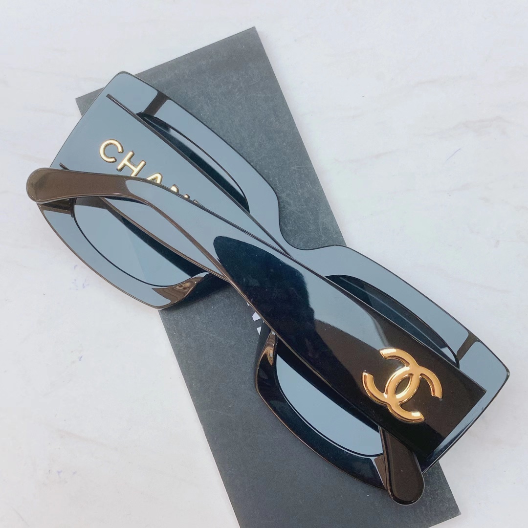 C*hanel Glasses Top
