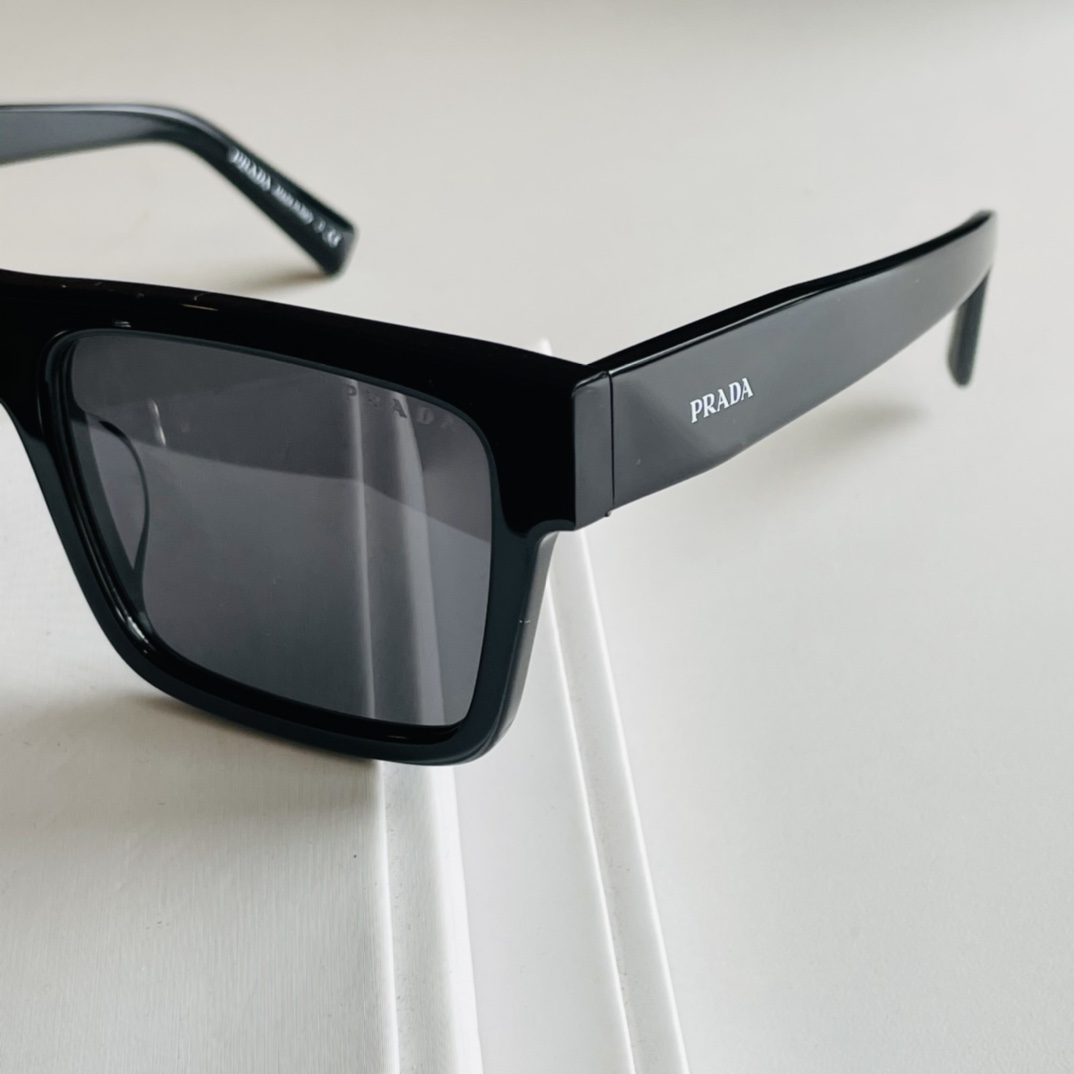 P*rada Glasses Top