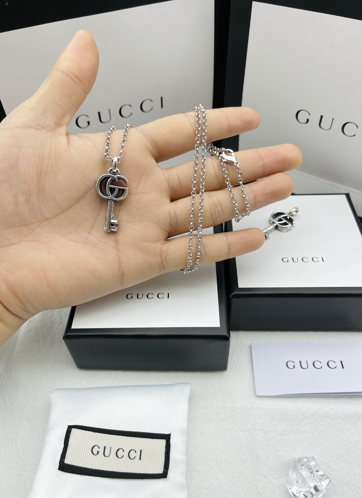 Necklace002