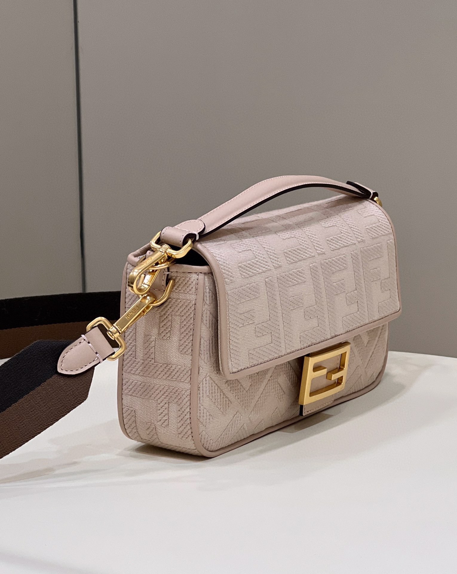 F*endi Bag Top Quality 27*16*6CM