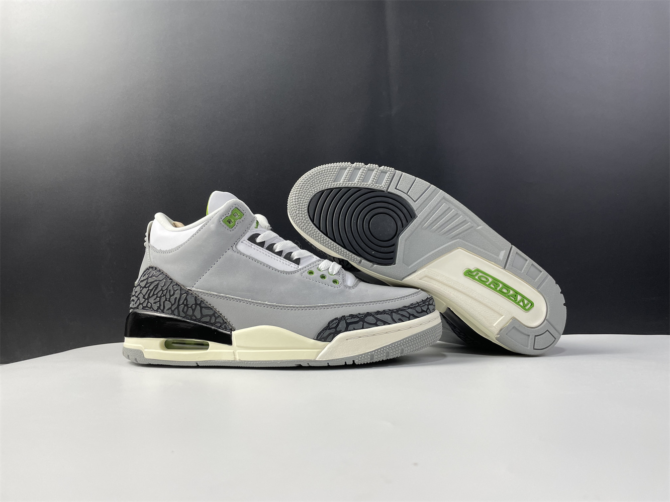 Air Jordan 3 136064-006
