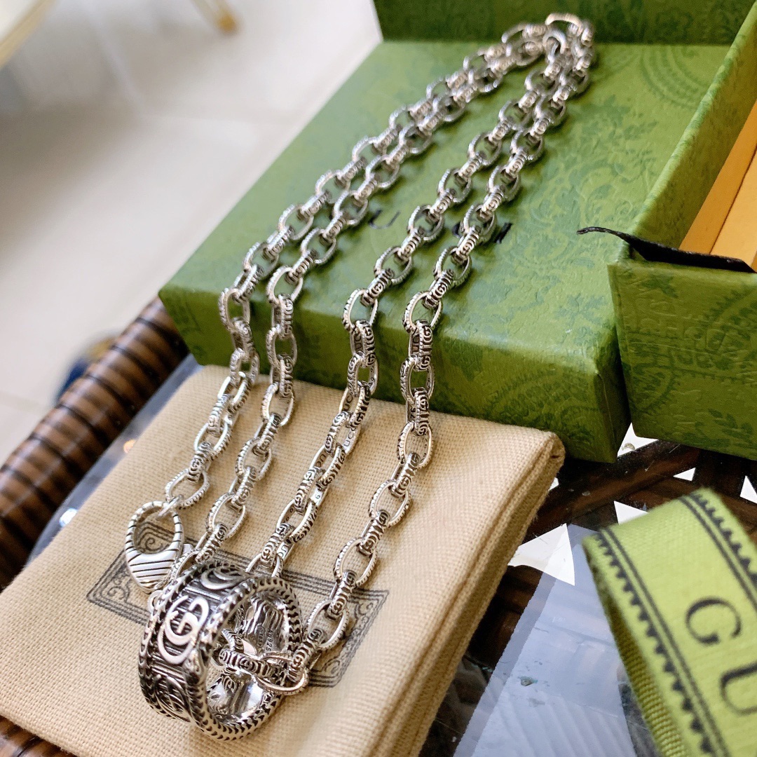 Necklace001