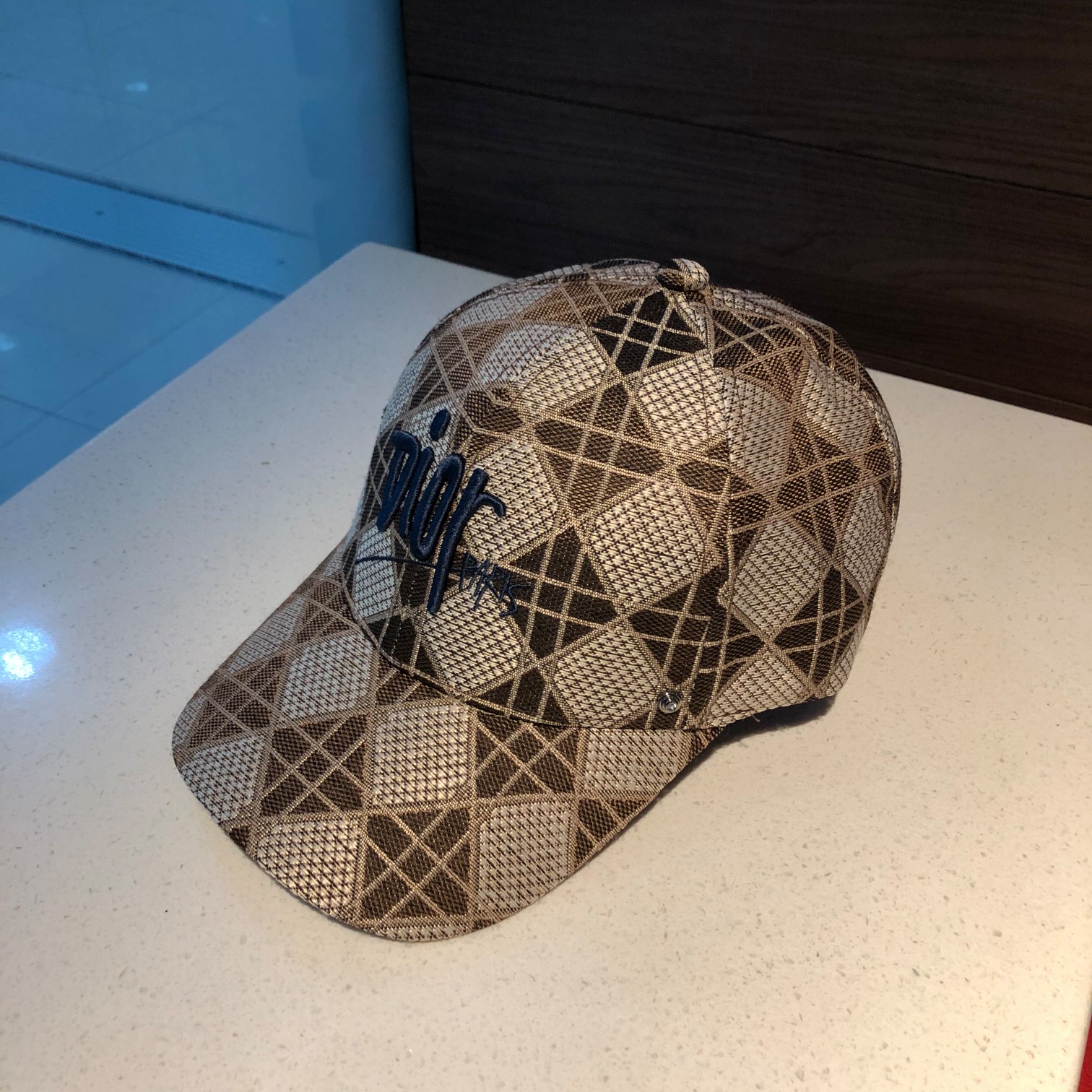 Top Hat