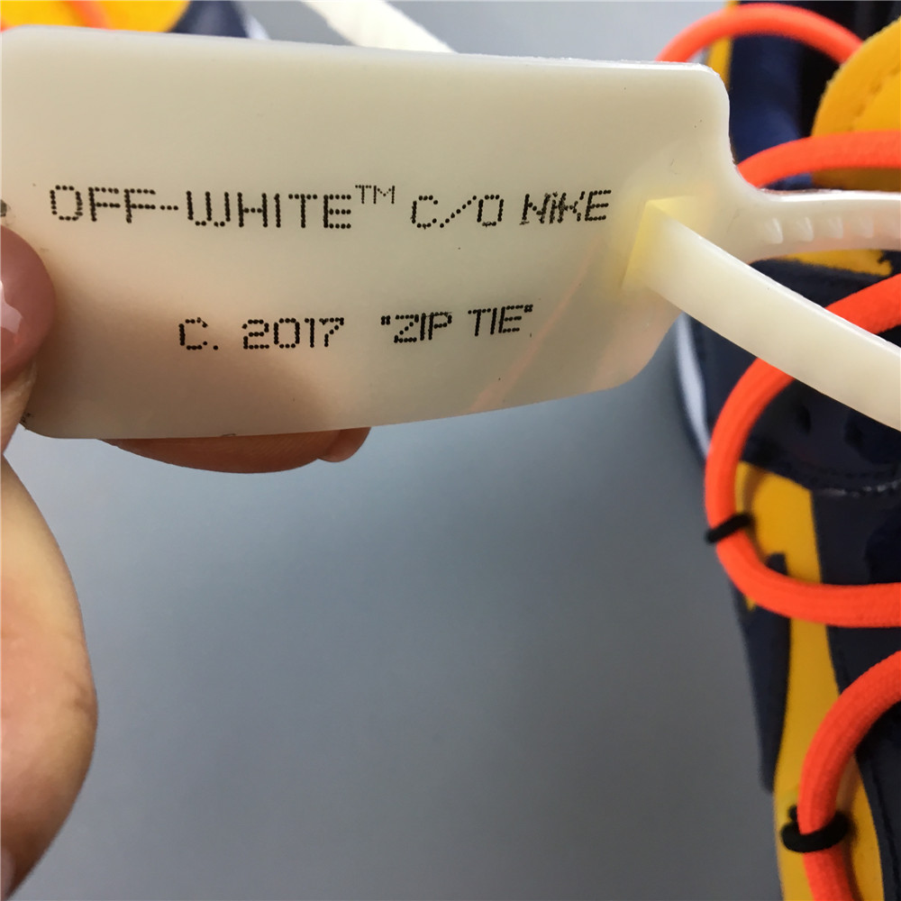 from Khaki24 Nike off white Dunk low ow CT0856-700