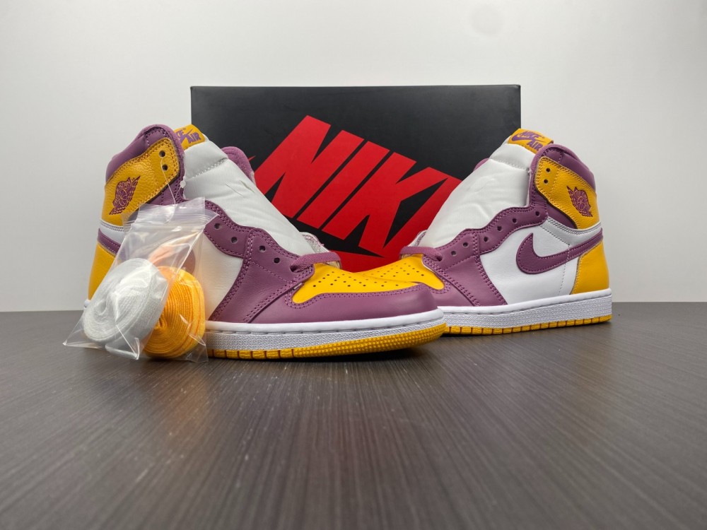Air Jordan 1 High OG “Brotherhood” 555088-706