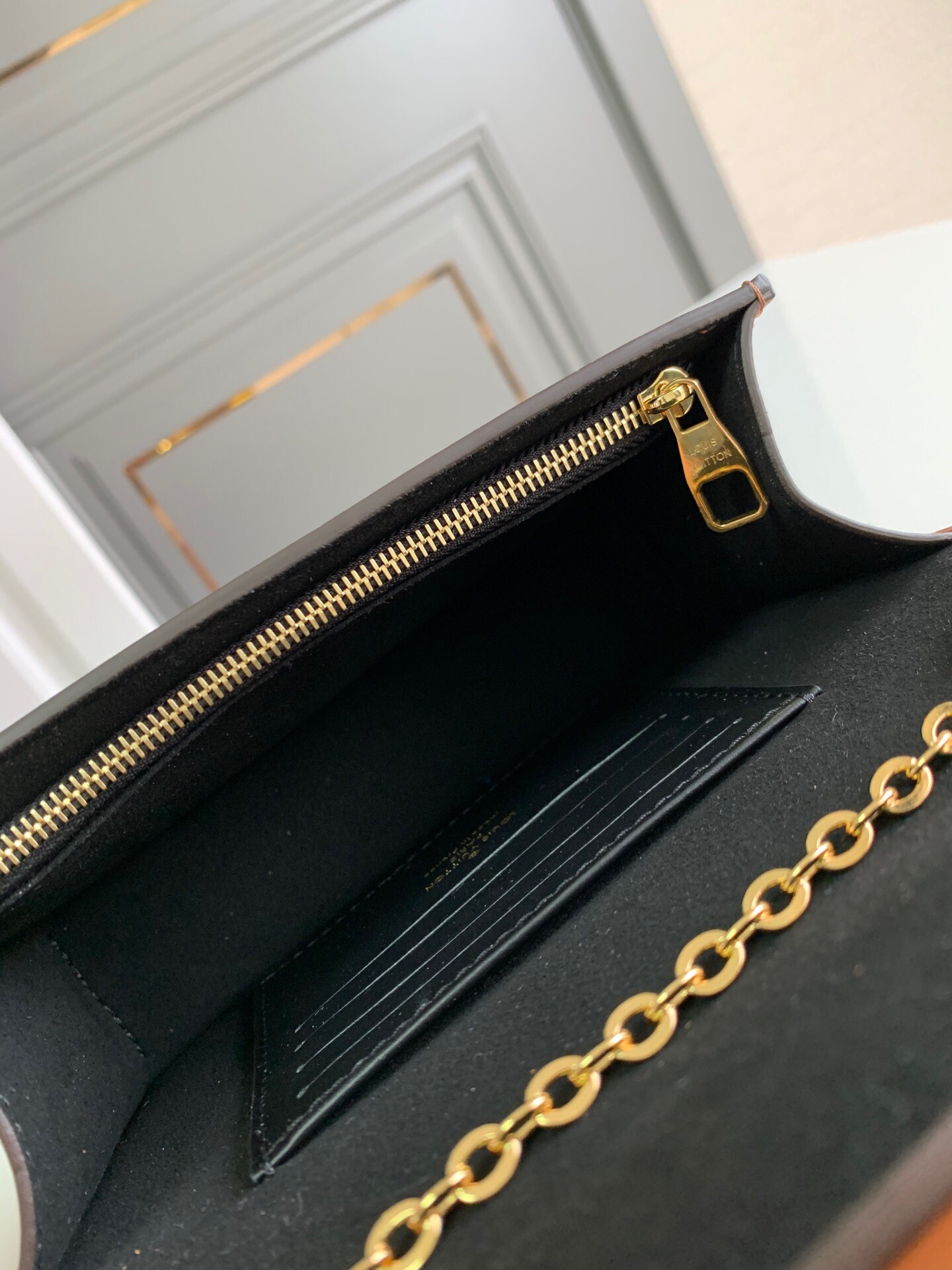 L*ouis V*uitton Bag Top Quality 19*12*5CM