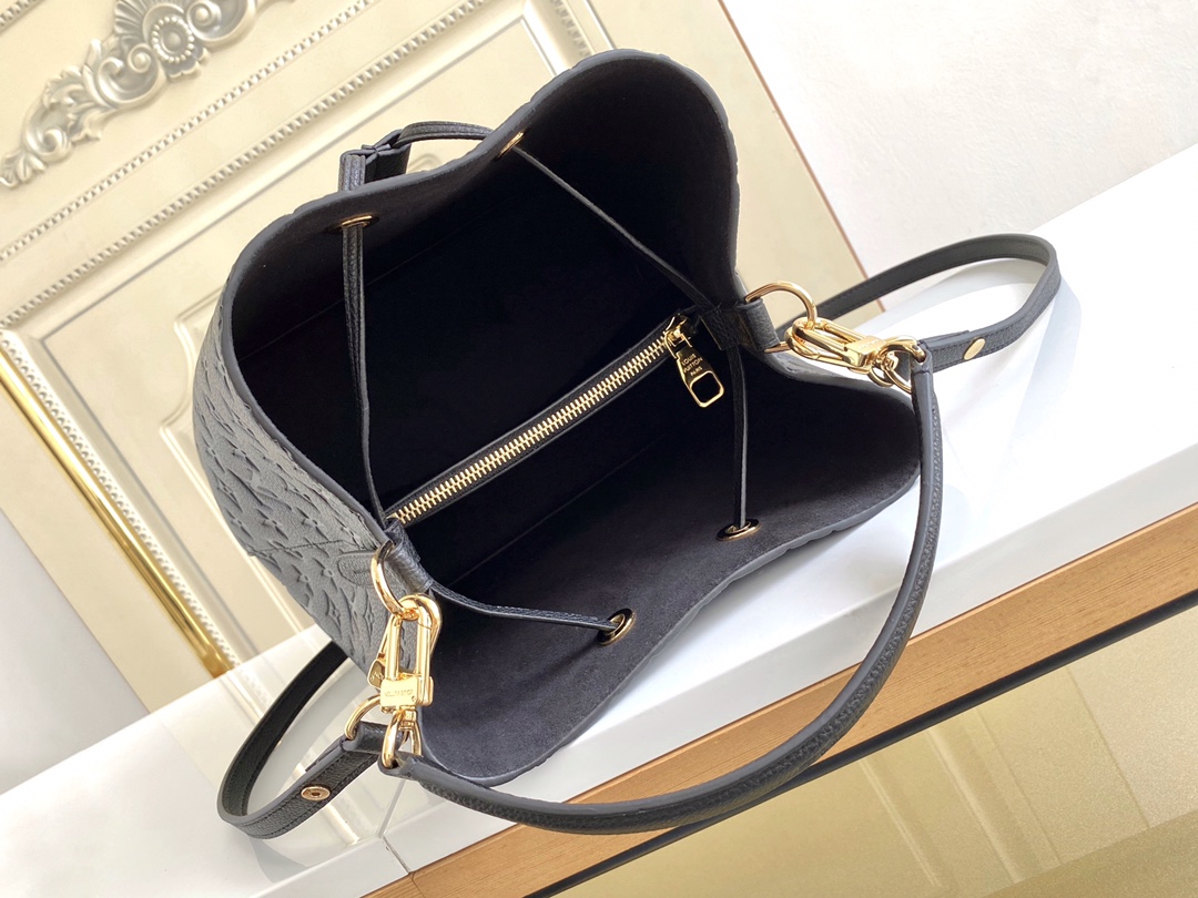 L*ouis V*uitton Top Bag 26*26*17.5cm
