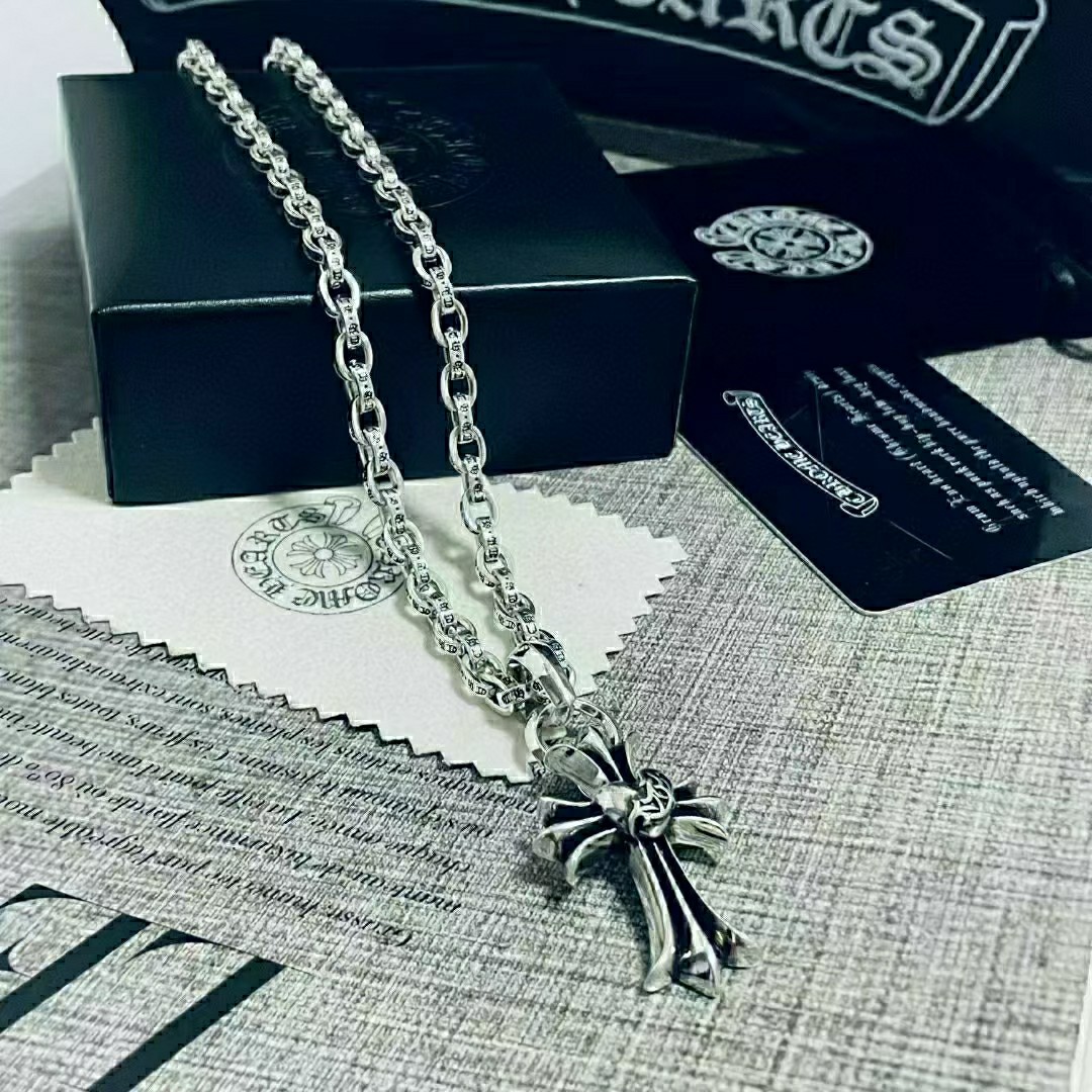 Necklace001