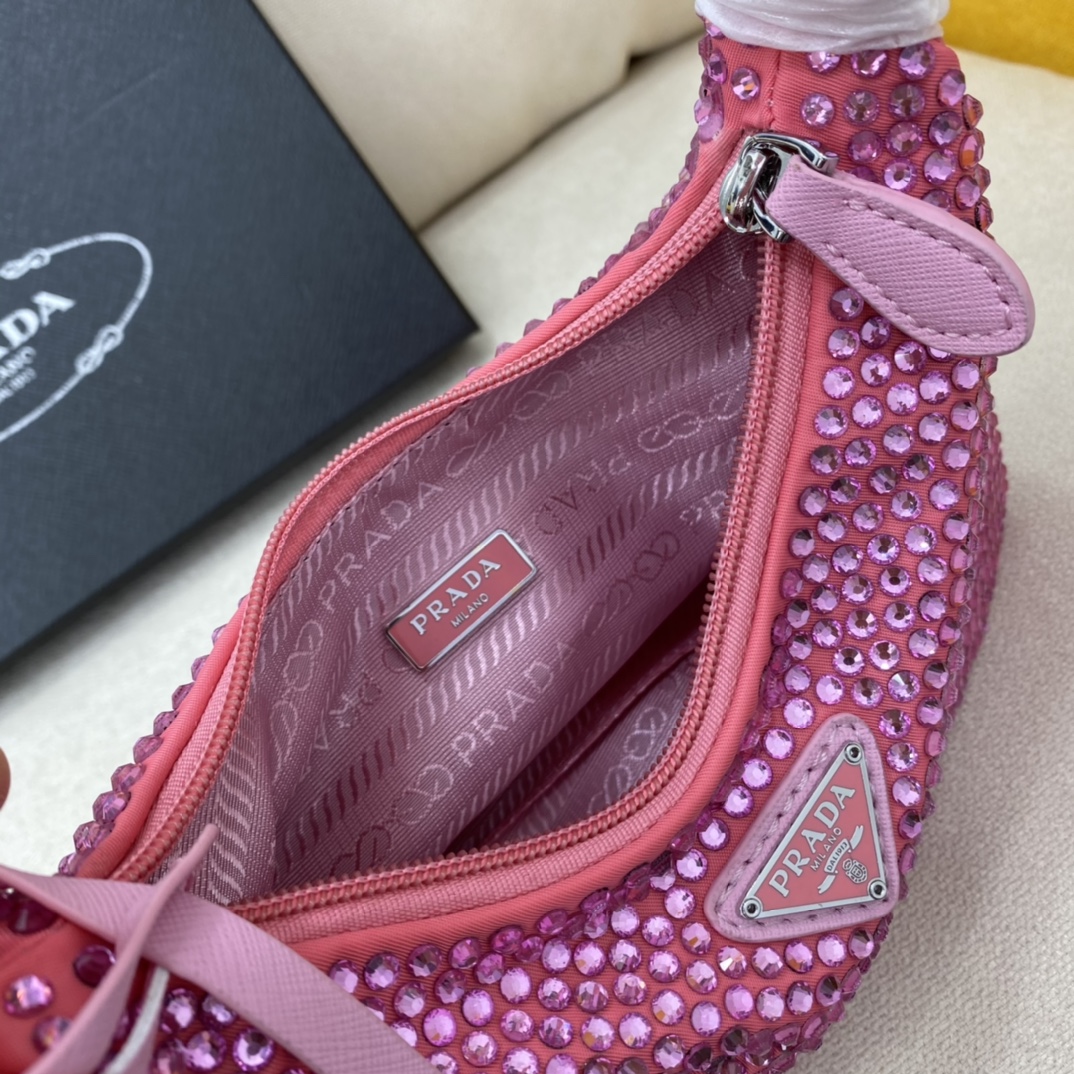 P*rada Top Bag