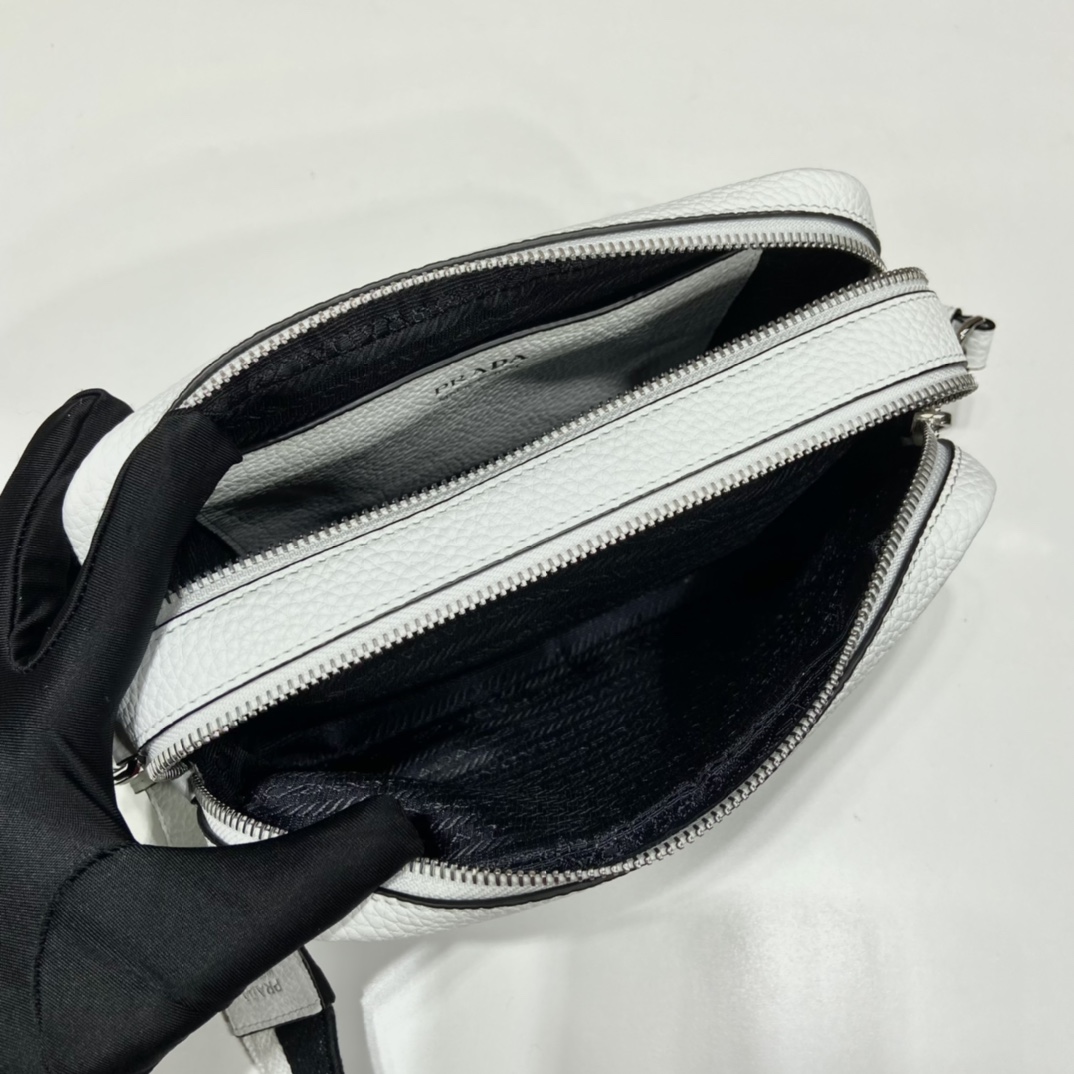 P*rada Bag Top Quality 22*14*8CM