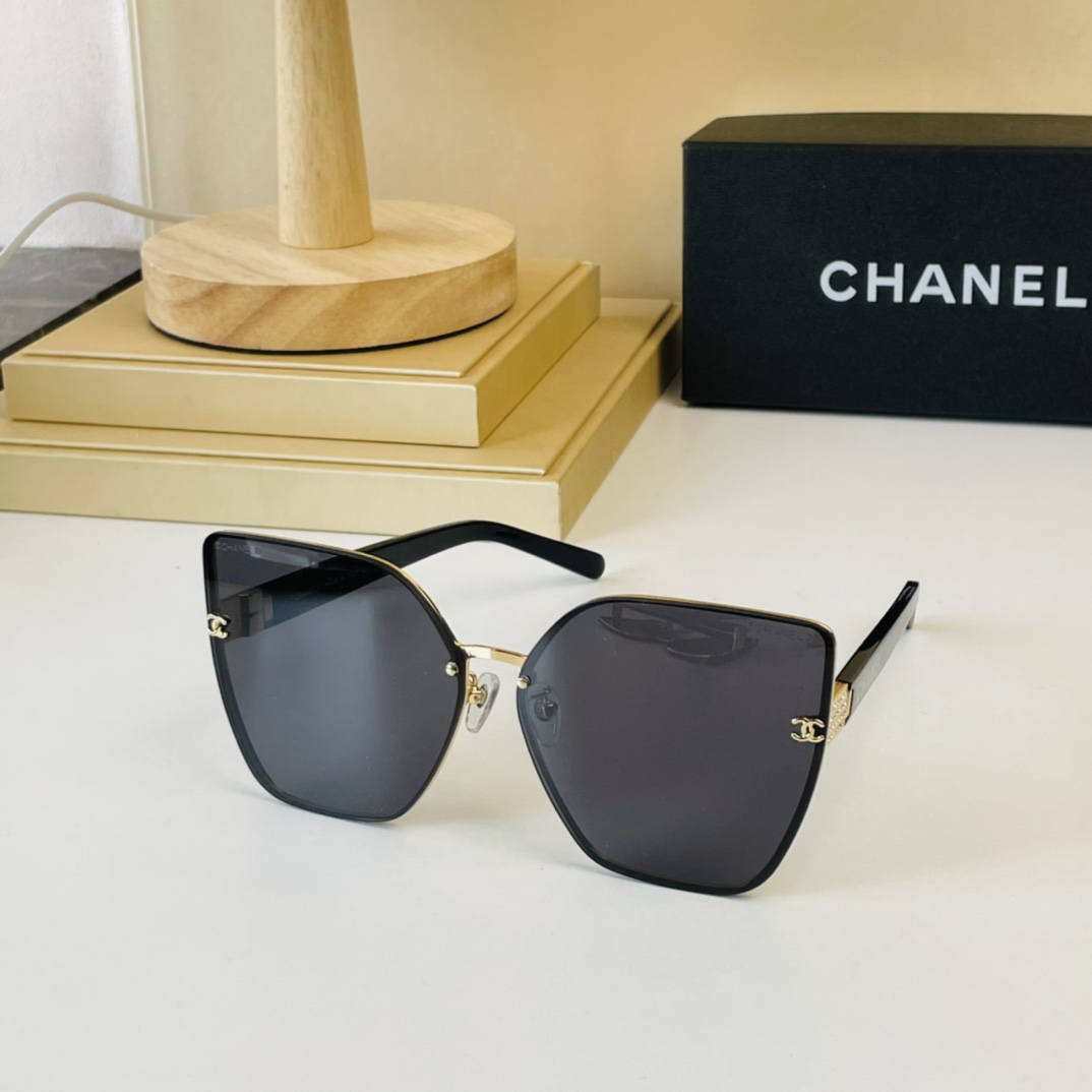 C*hanel Glasses Top