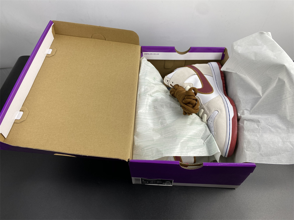 from Nike SB Dunk high Team Crimson CV9499-100