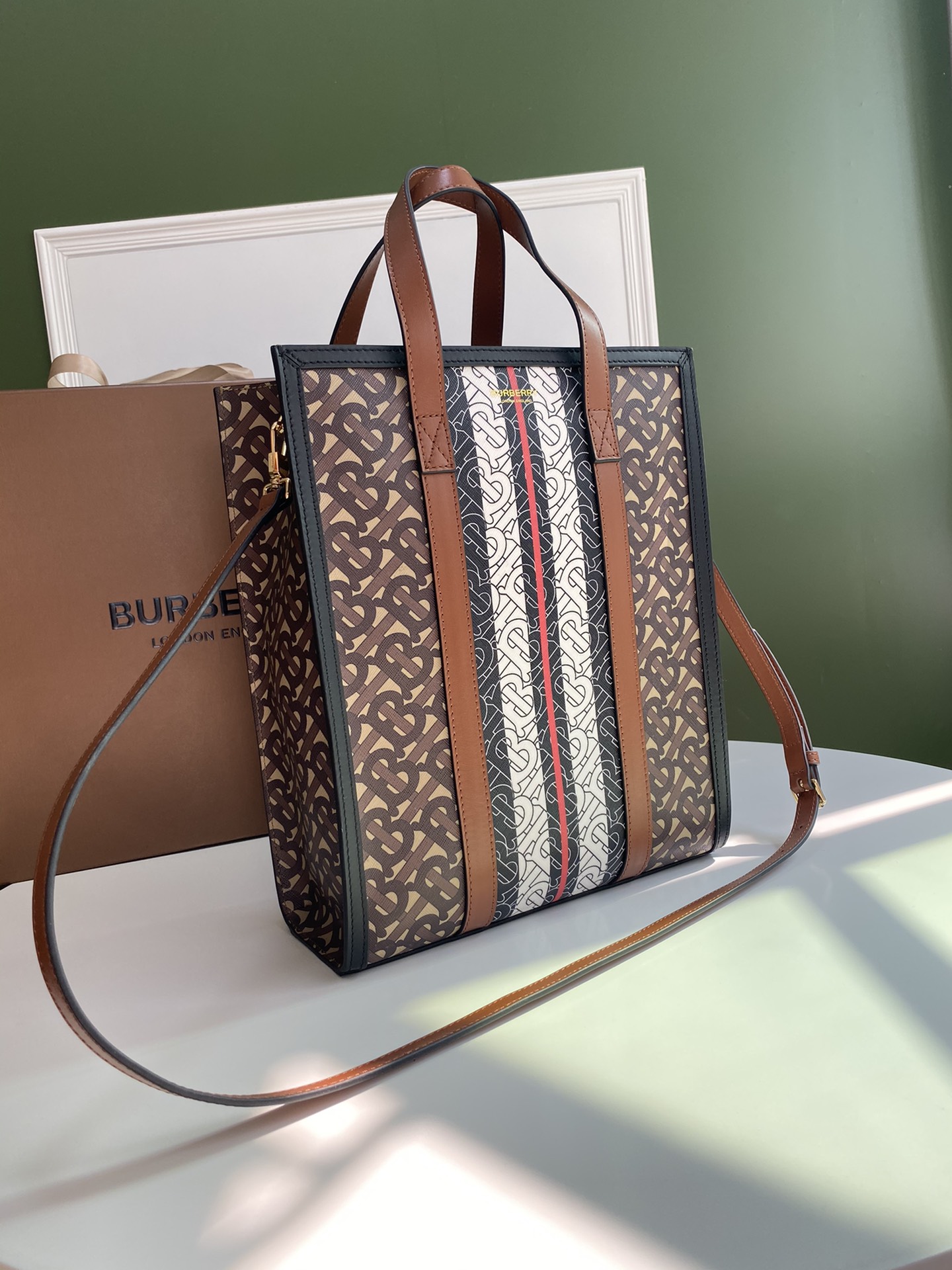 B*urberry Bag Top Quality 26*11.5*31CM