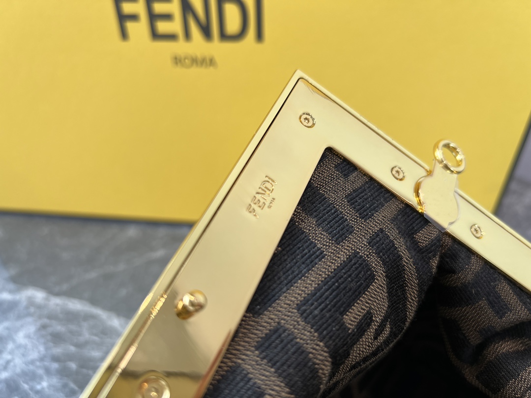 F*endi Bag Top Quality 25*9*18CM