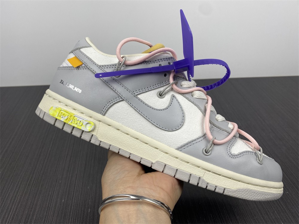 from O*ff-W*hite x Nike Dunk Low