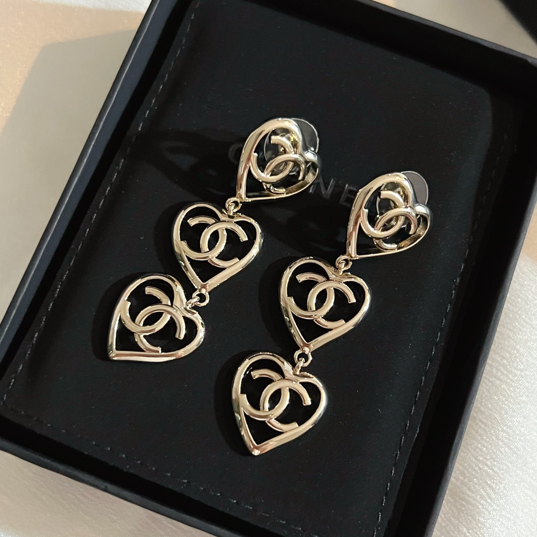Earrings011