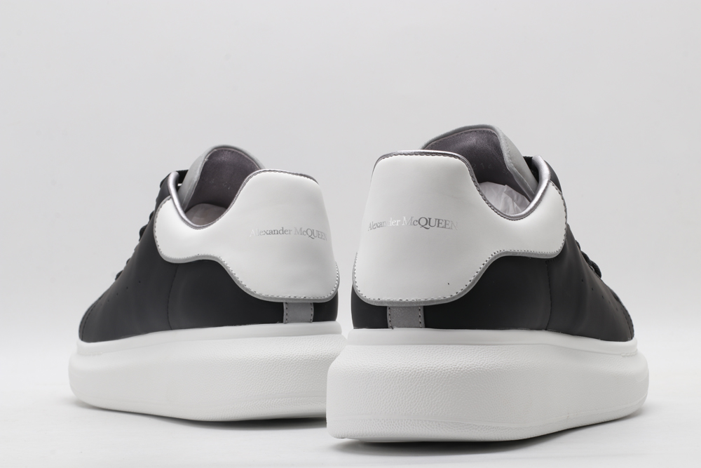 A*exander M*queen Sneaker