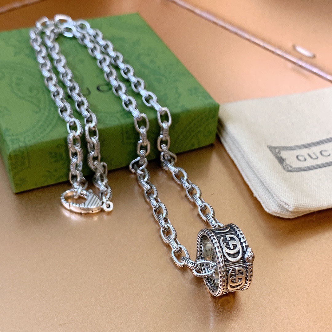 Necklace001