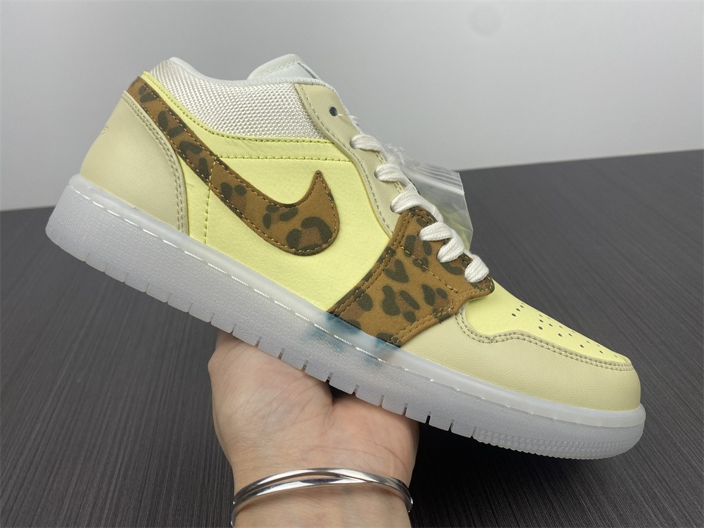 Air Jordan 1 Low