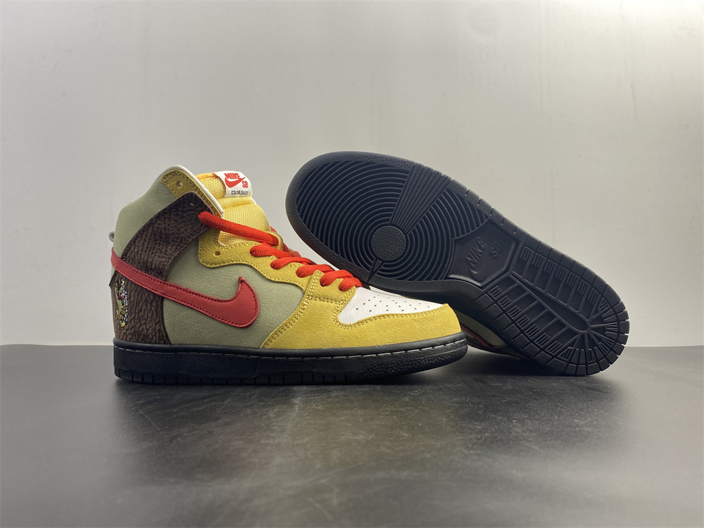 from Nike SB Dunk High CZ2205-700