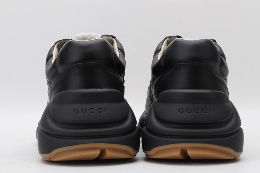 G*cci Sneaker