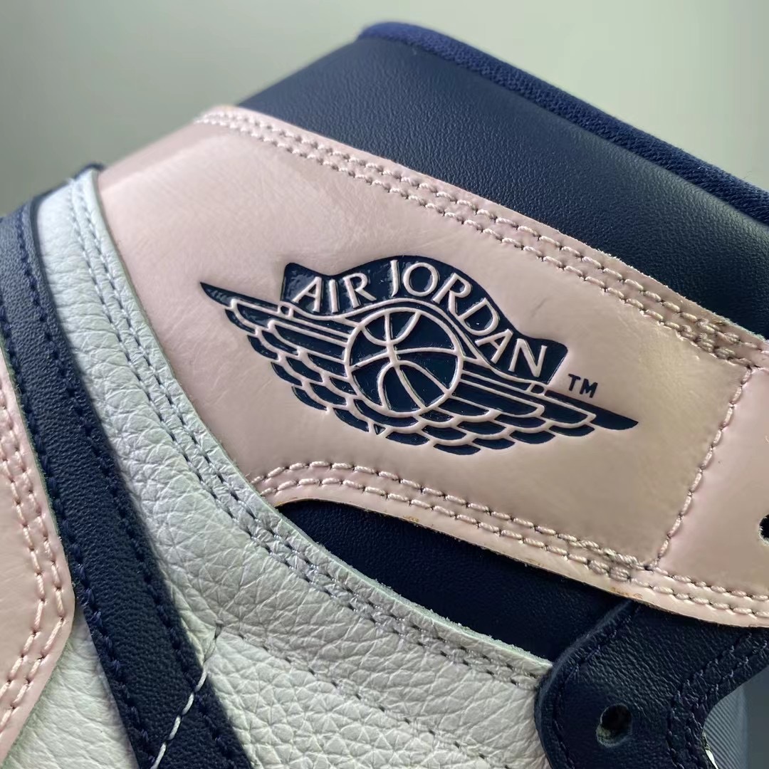 Air Jordan 1 High OG “Atmosphere” DD9335-641