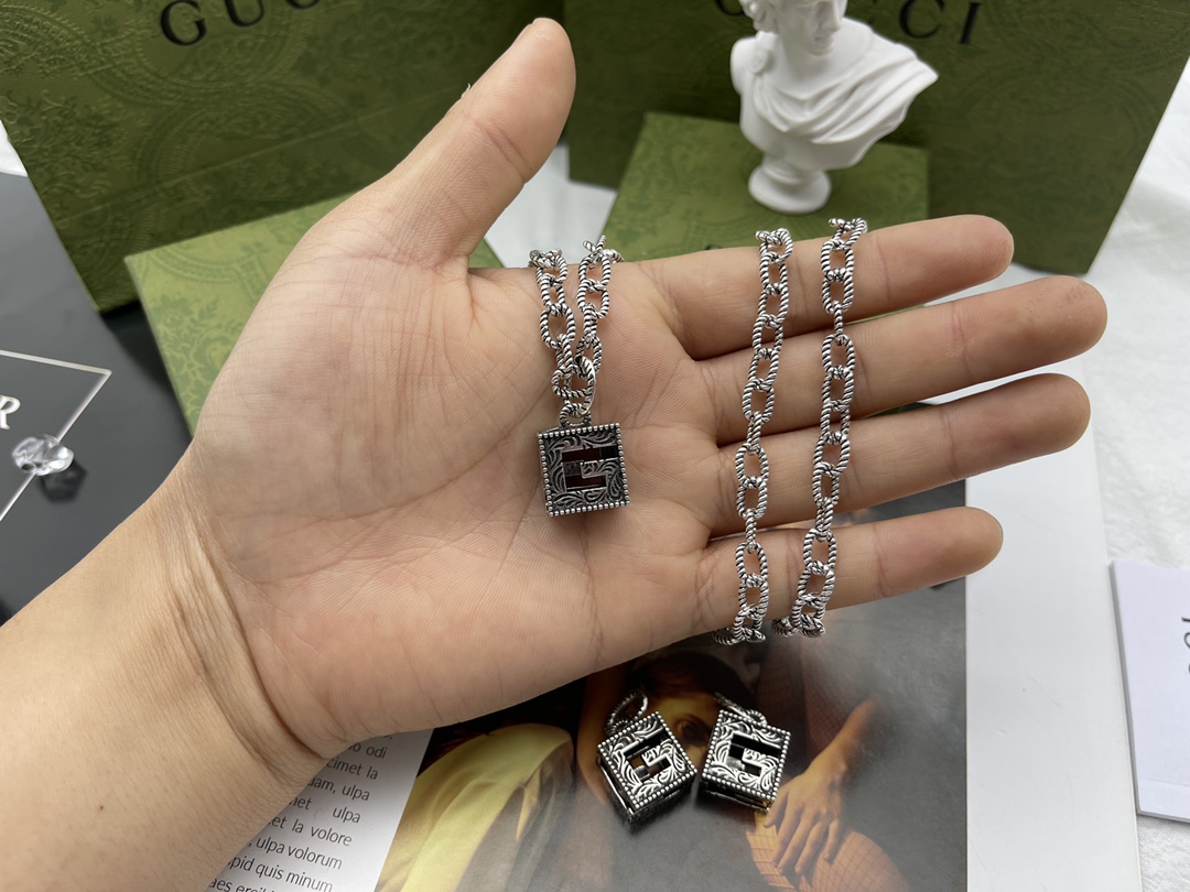 Necklace003