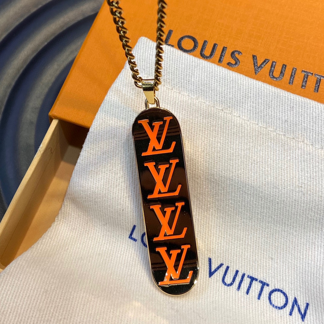 Necklace001