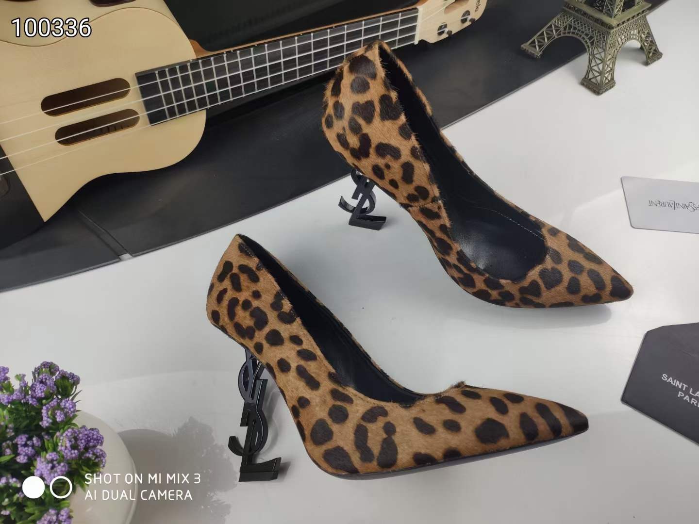 Women Y*SL Top Pumps