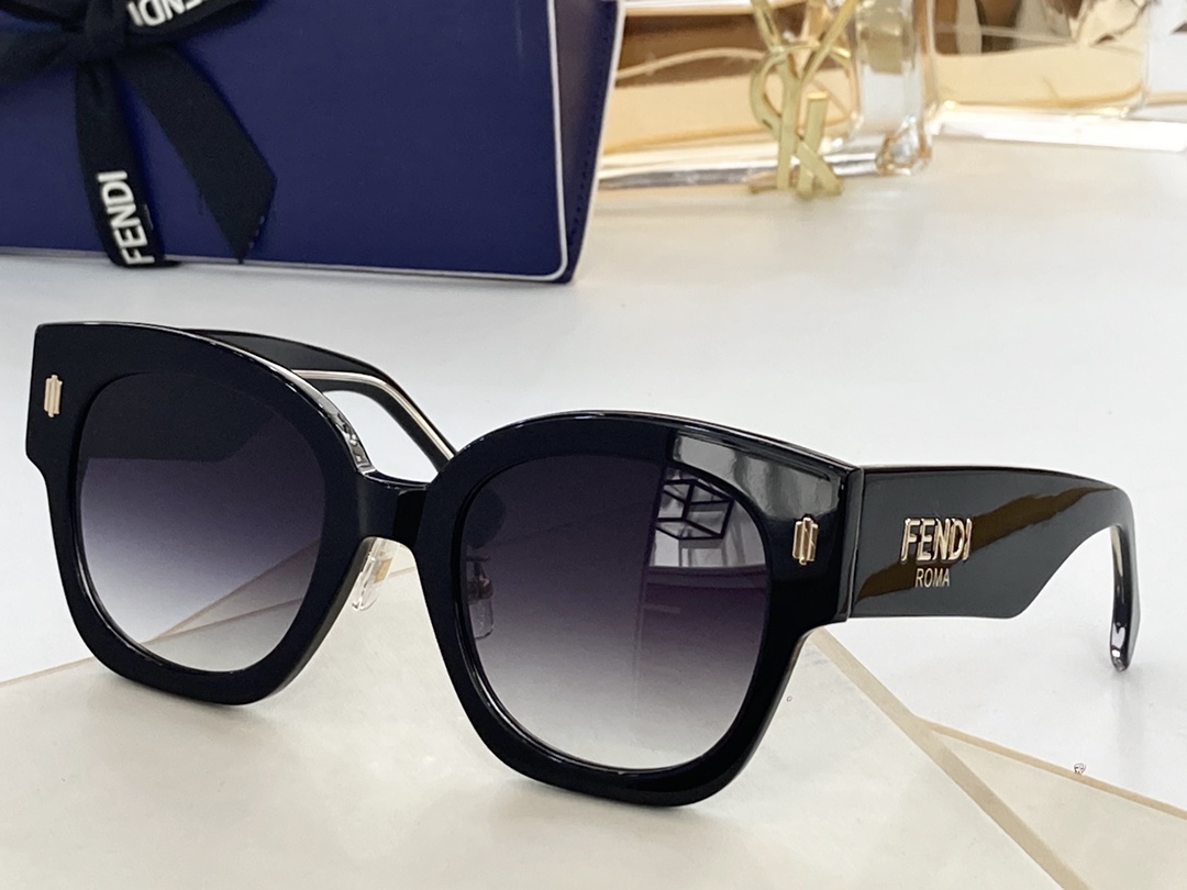 F*endi Glasses Top