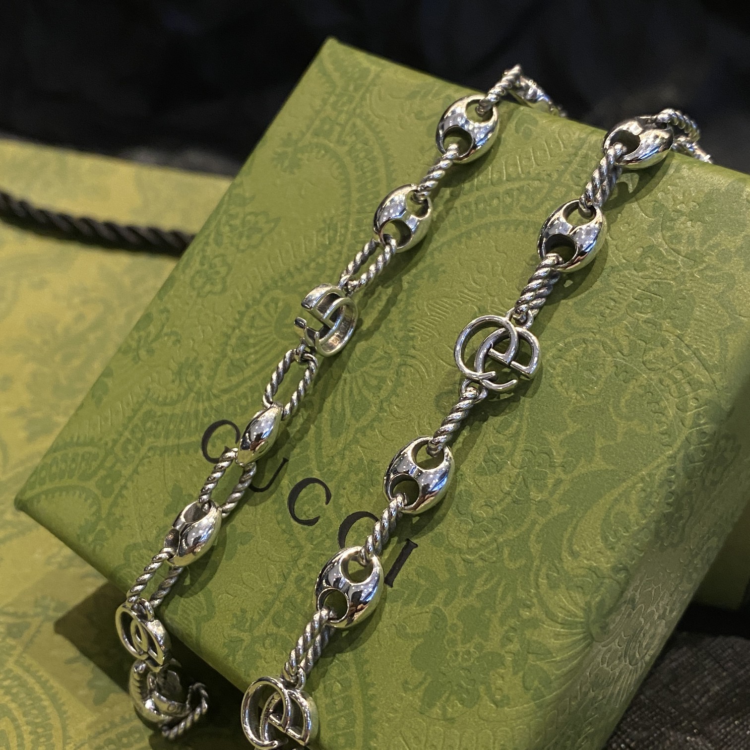 Bracelet