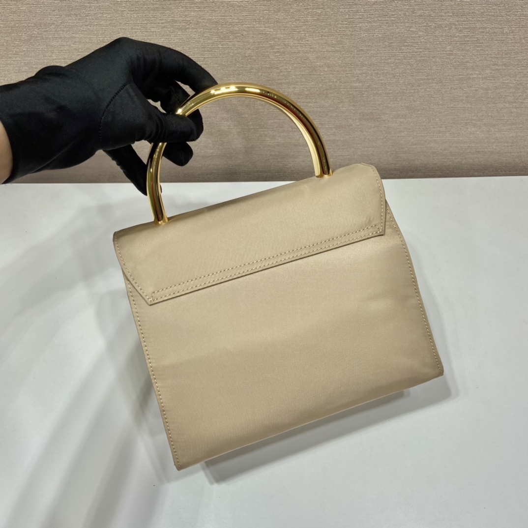 P*rada Bag Top Quality 21*17*12CM