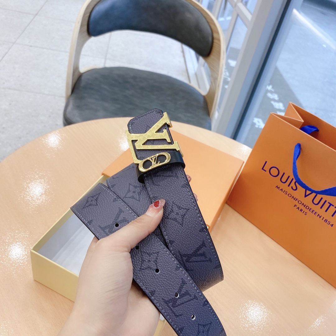 L*ouis V*uitton Belts Top Version