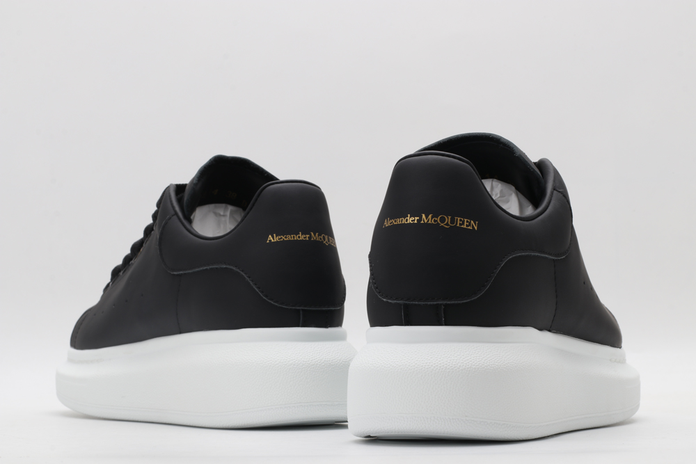A*exander M*queen Sneaker