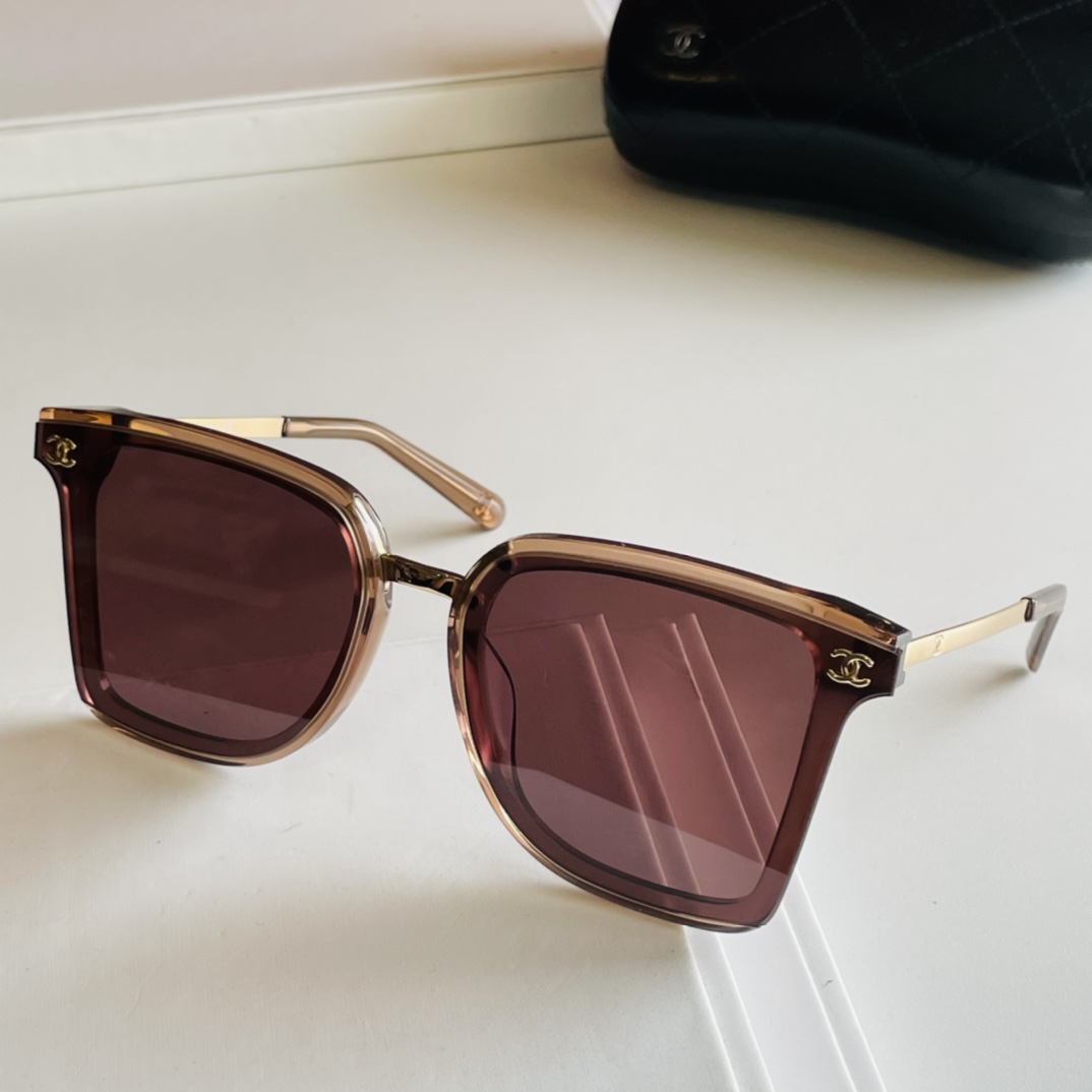 C*hanel Glasses Top