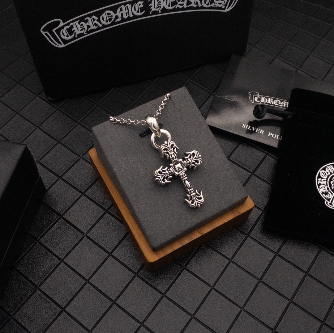 Necklace004