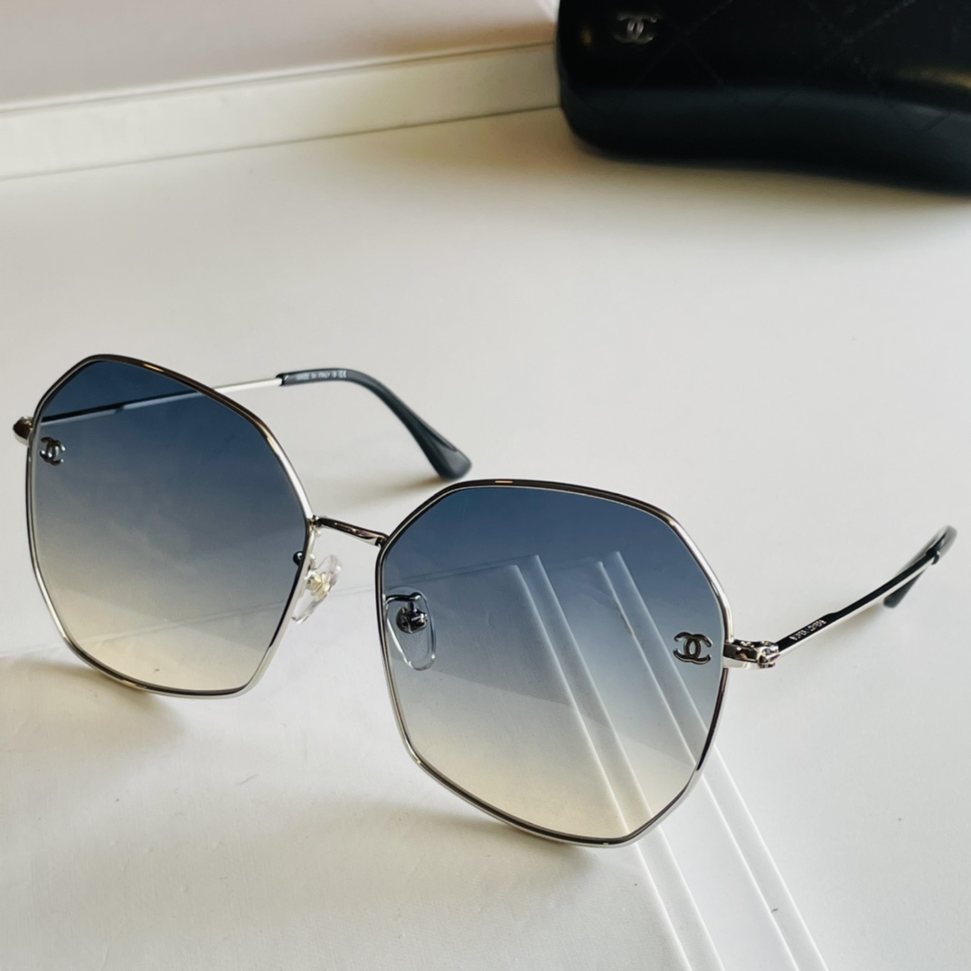 C*hanel Glasses Top