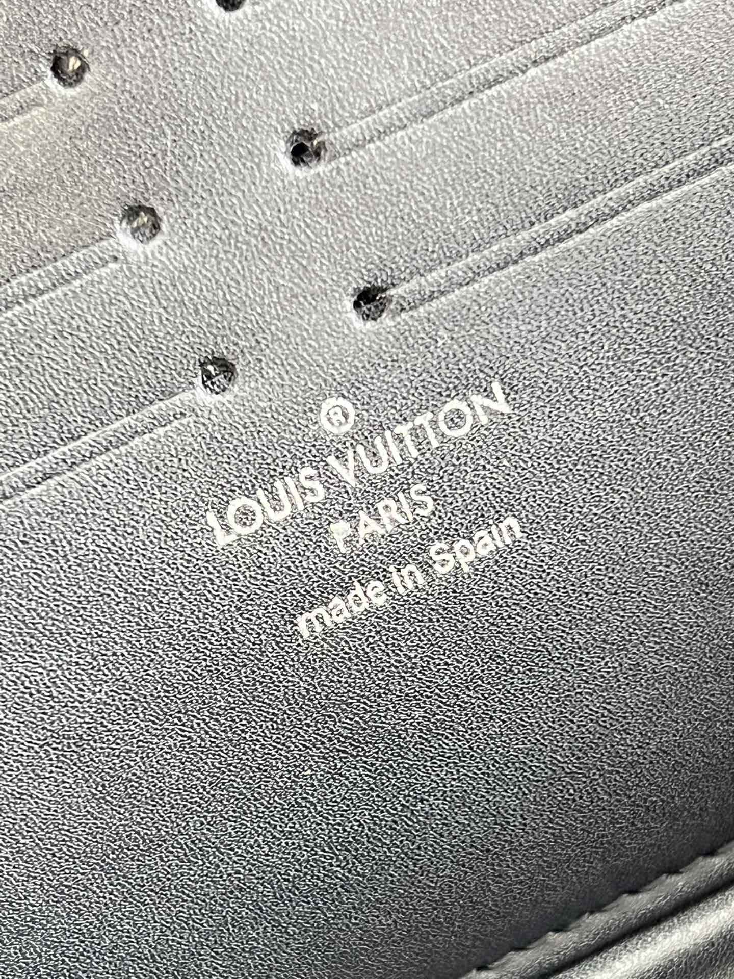 L*ouis V*uitton Top Bag 20*11*2.5CM