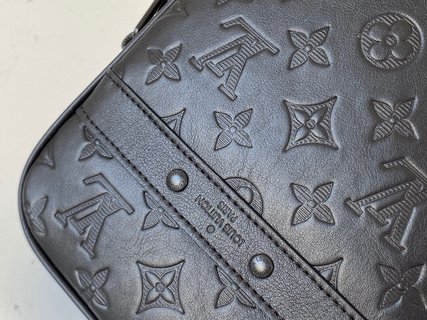 L*ouis V*uitton Bag Top Quality 16.0 x 21.0 x 4.5 cm