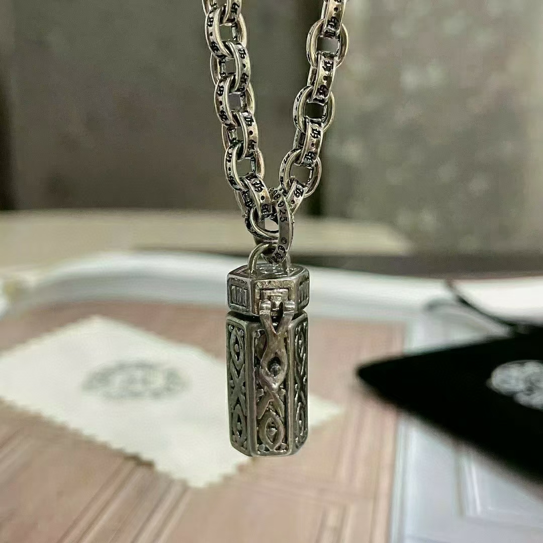 Necklace005