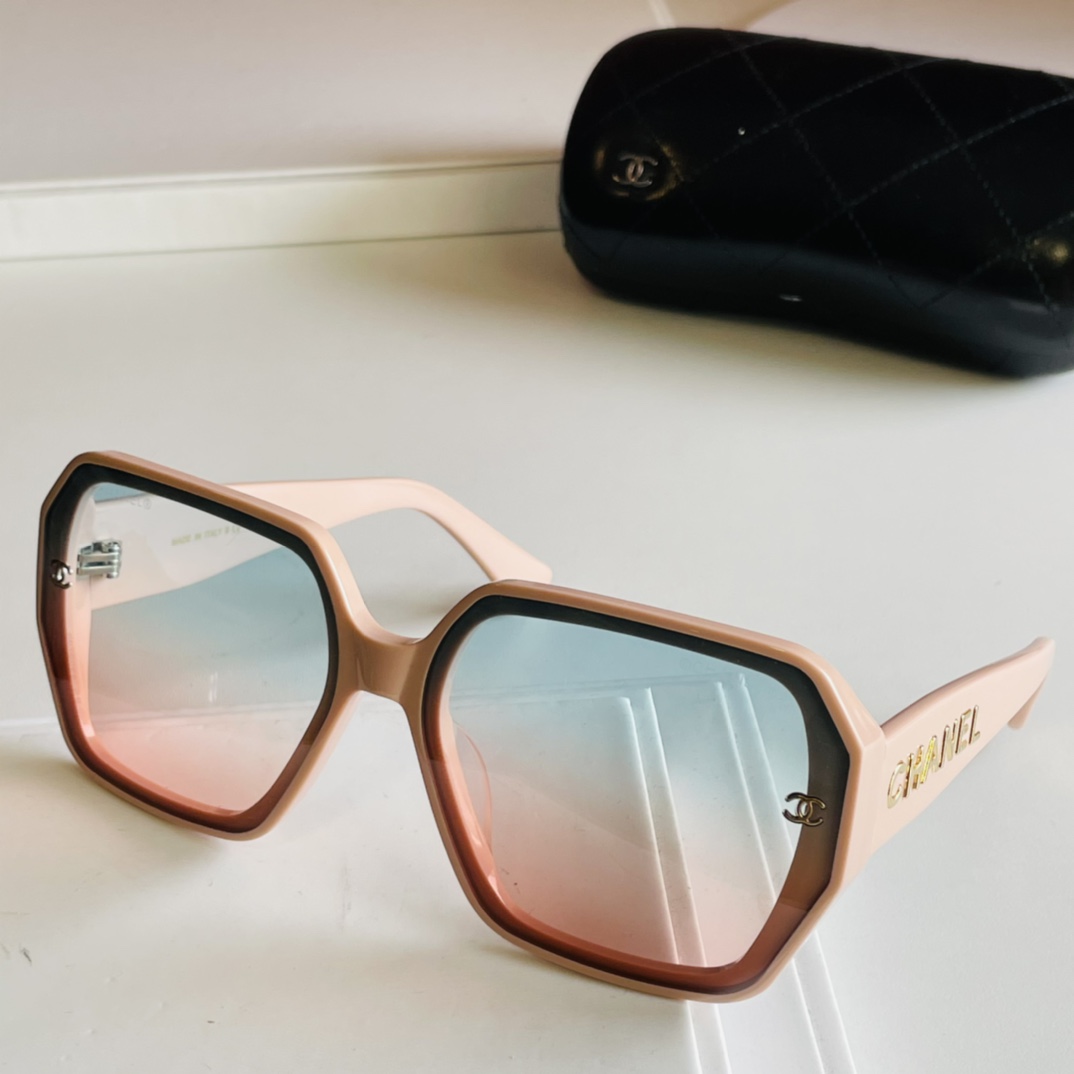 C*hanel Glasses Top