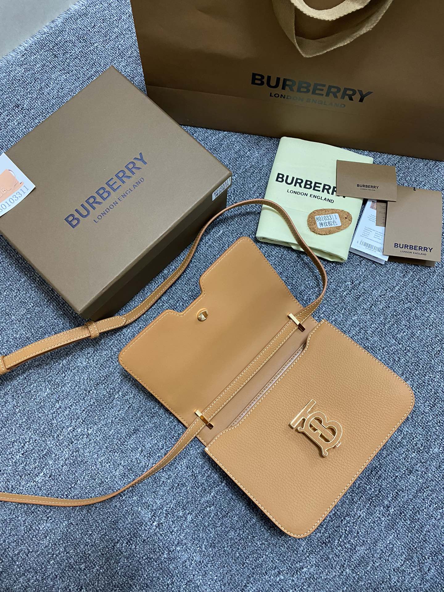 B*urberry Bag Top Quality 21*6*16CM